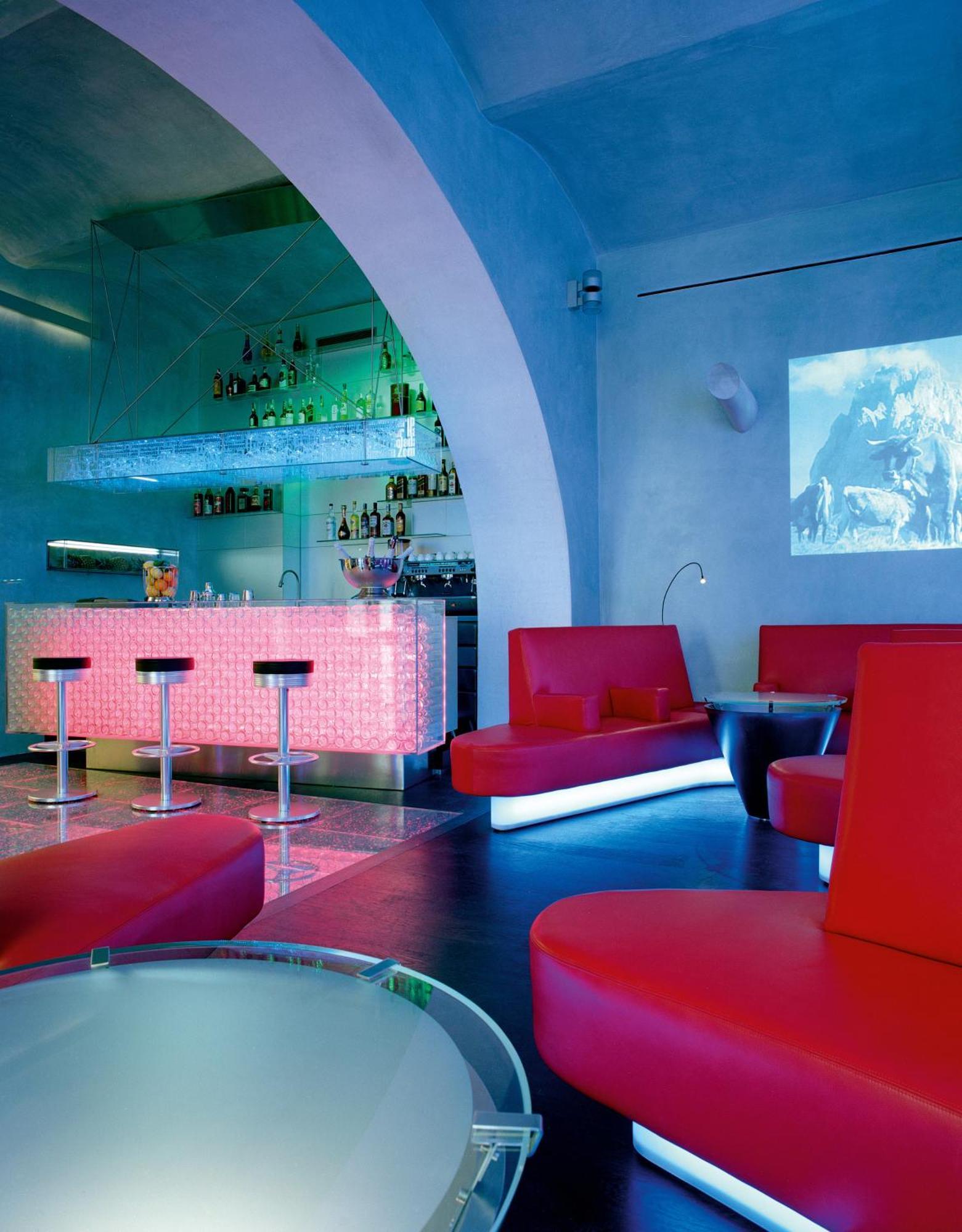 Hotel Greif, A Member Of Design Hotels Болзано Екстериор снимка