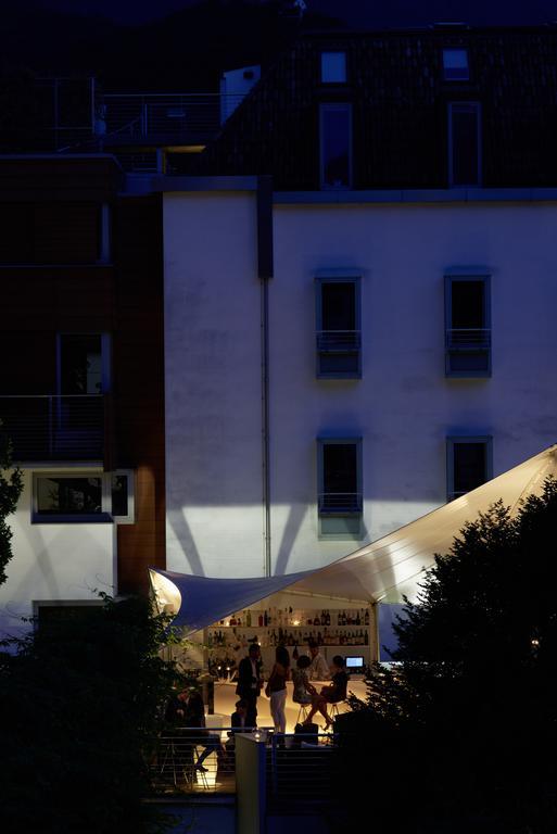 Hotel Greif, A Member Of Design Hotels Болзано Екстериор снимка