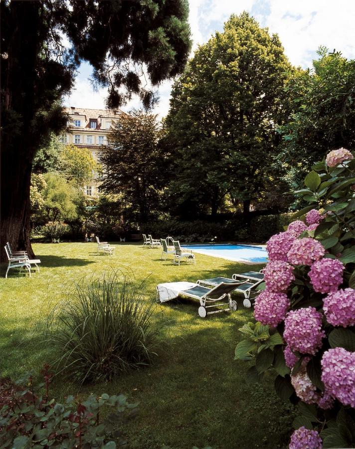 Hotel Greif, A Member Of Design Hotels Болзано Екстериор снимка
